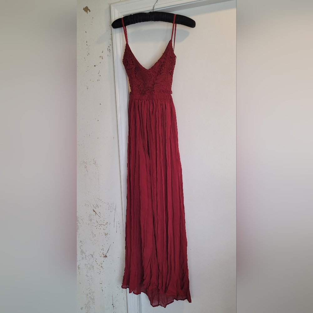 Backless burgundy dress. Size Small.